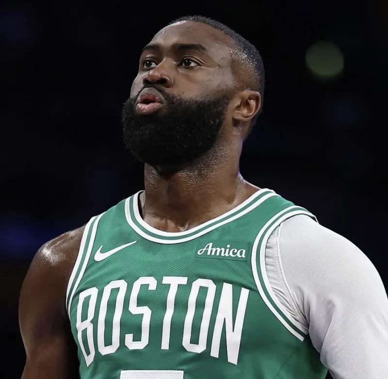 爱游戏APP-本季运动战进球最多的是:杰伦-布朗第1,SGA第3,东契奇第7